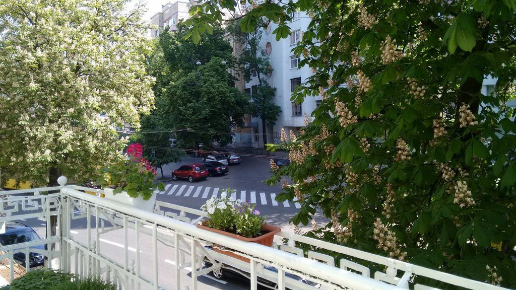 Номер Твін "Комфорт" зі спільною ванною кімнатою